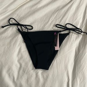NWT Victoria’s Secret Cheeky Bikini Bottom
